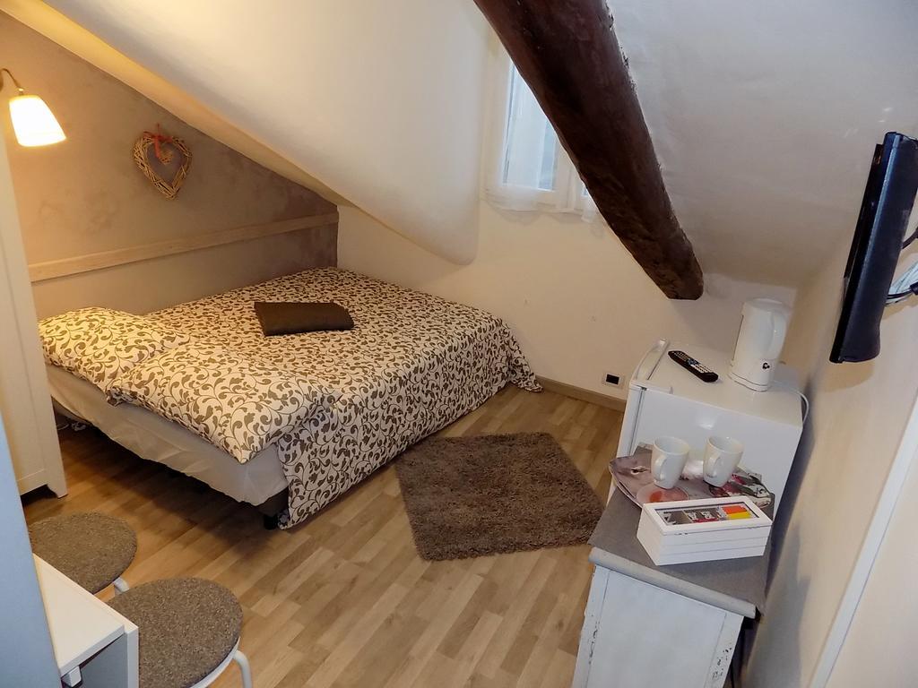 La Petite Lägenhet Turin Exteriör bild